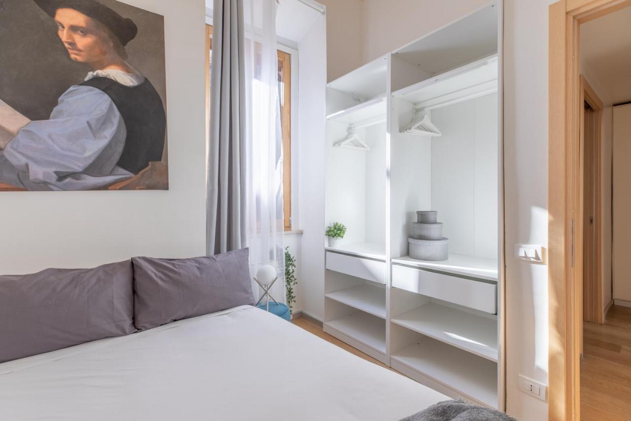 Iflat Navona White And Stylish Apartamento